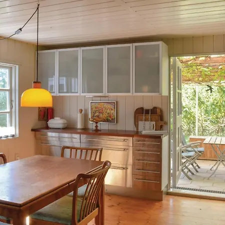 Three-bedroom Holiday In *